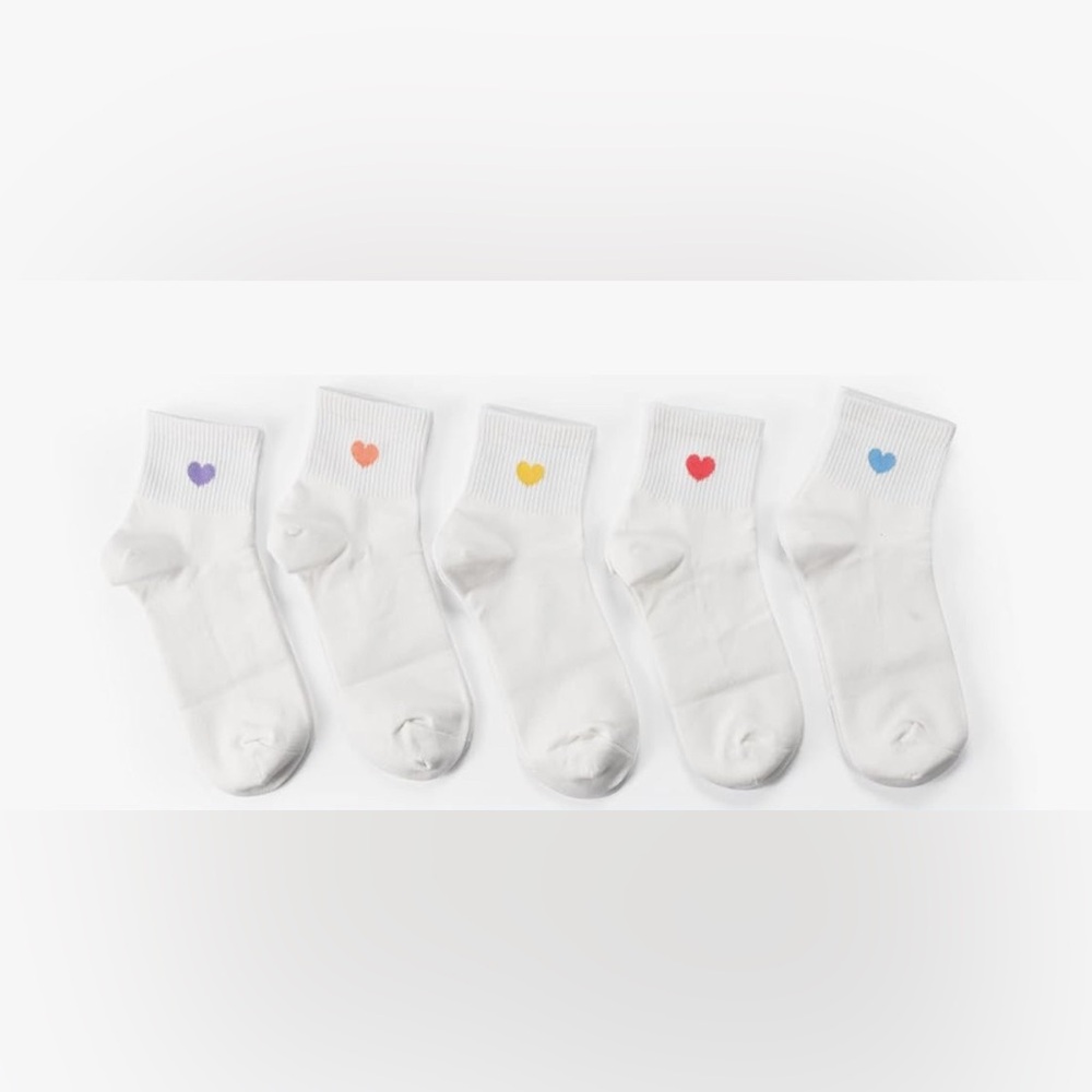 Cute Cotton Crew Athletic Socks - Ankle High, Novelty Fun Heart Design!
